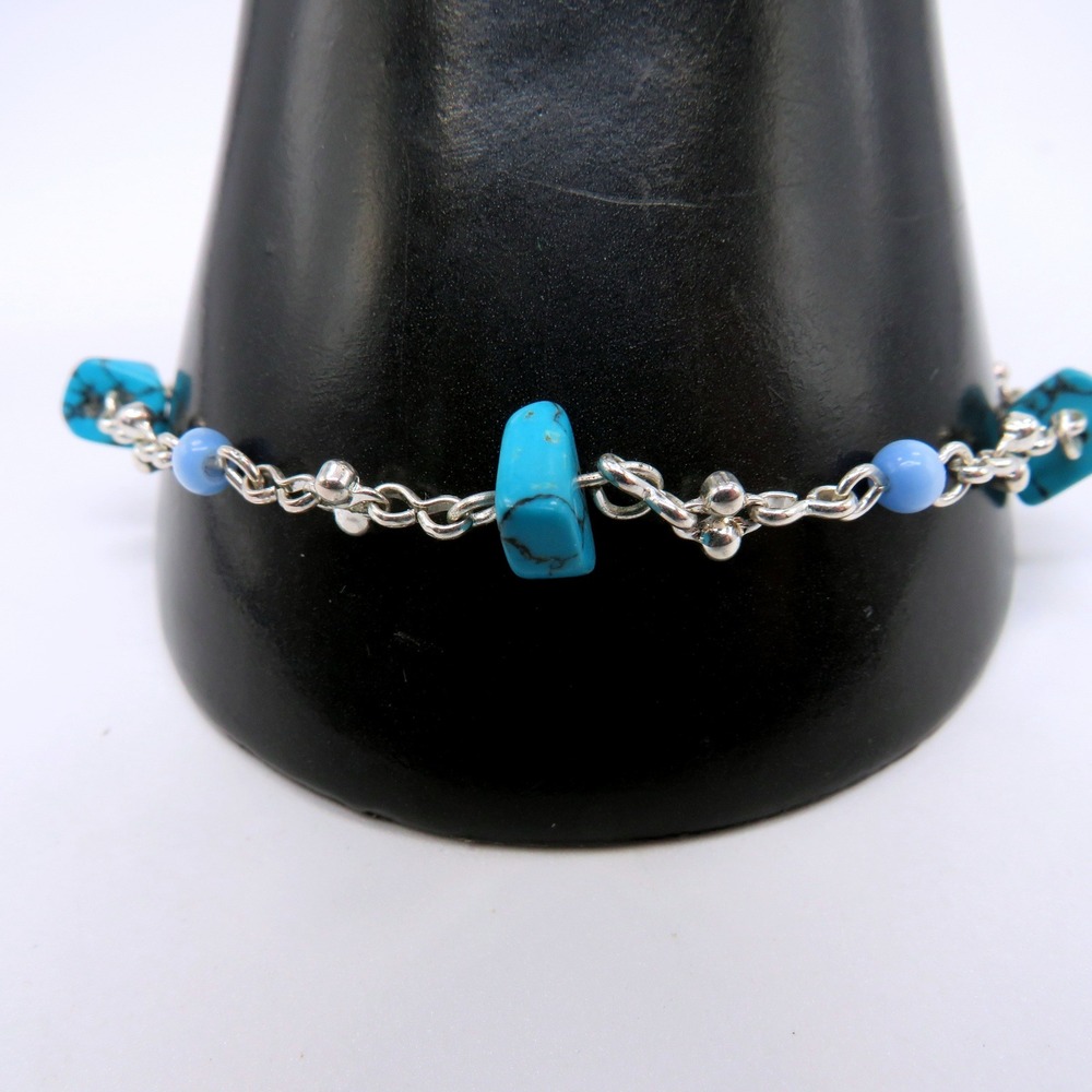 Faux Turquoise Chip and Blue Bead Link Bracelet Silver Tone 8 Inch